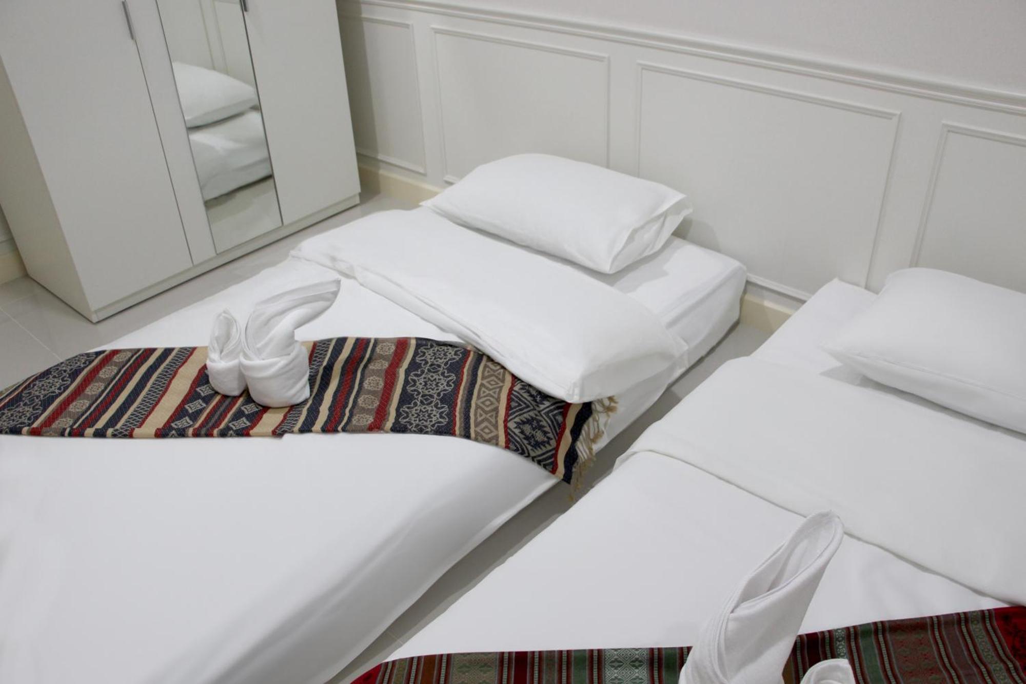 Vila Latkrabangbishome Near Suvarnabhumi Airport ลาดกระบังบิซโฮม Bangkok