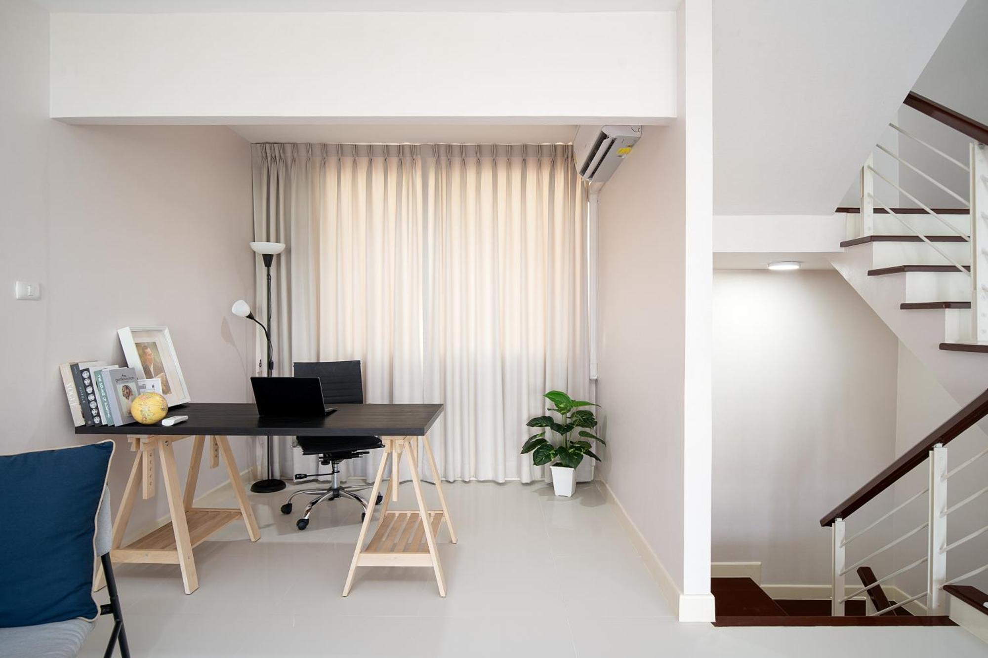 Latkrabangbishome Near Suvarnabhumi Airport ลาดกระบังบิซโฮม Vila