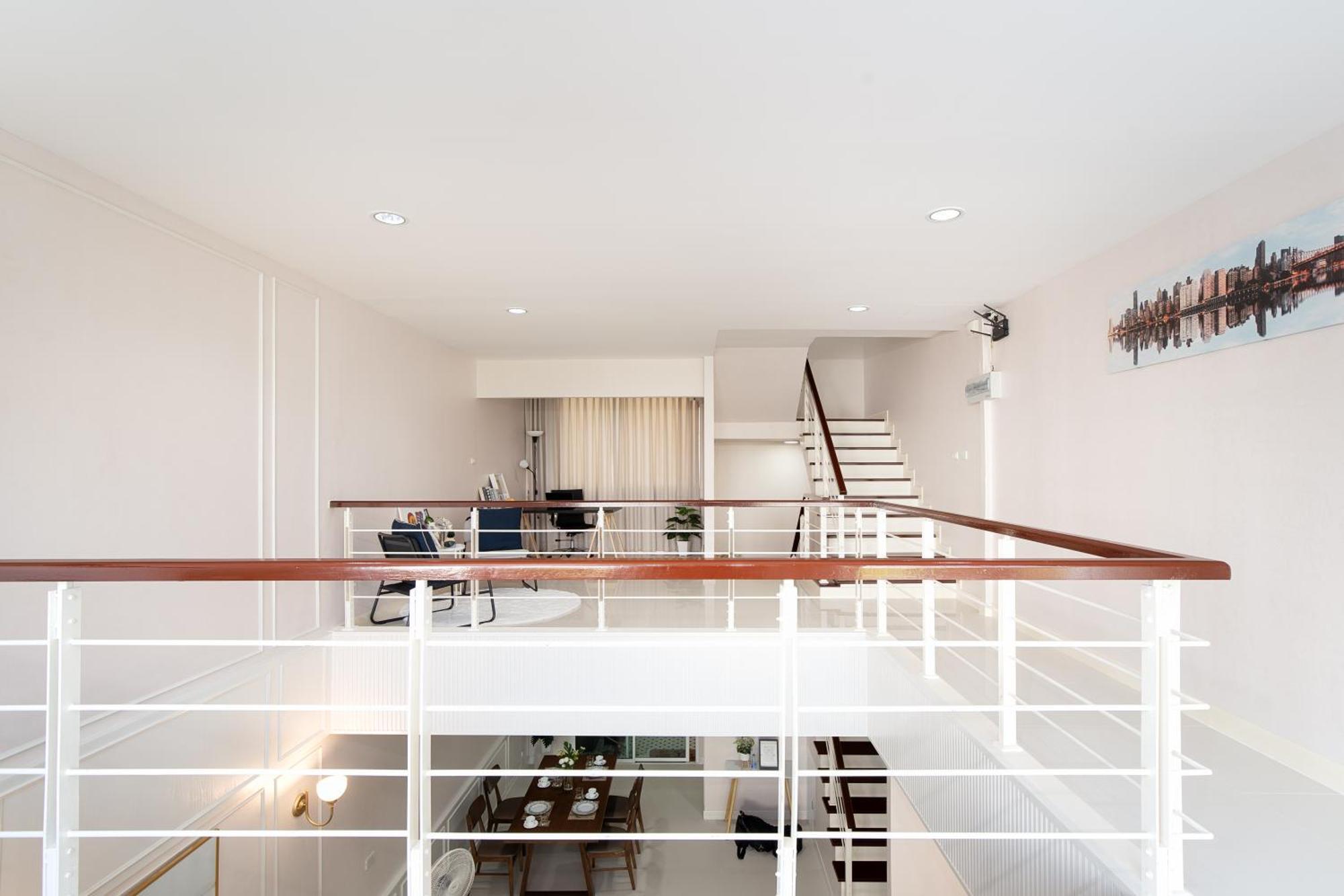 Latkrabangbishome Near Suvarnabhumi Airport ลาดกระบังบิซโฮม Vila